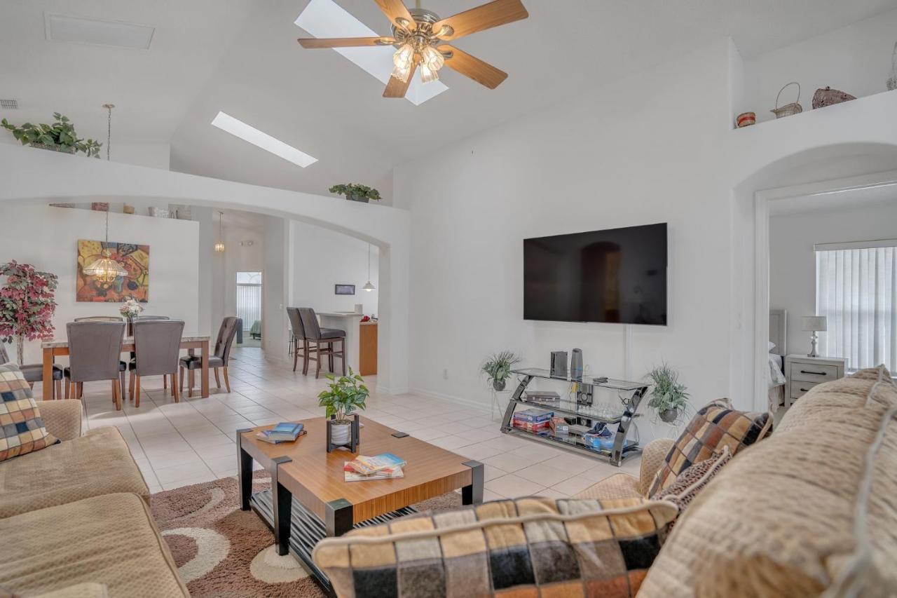 Beautiful Family Vacation Home With Private Pool, Close To Disney! Home Орландо Екстериор снимка